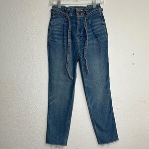 Hollister Curvy Ultra High Rise Mom‎ Jean Vintage Stretch Size 1R 25w